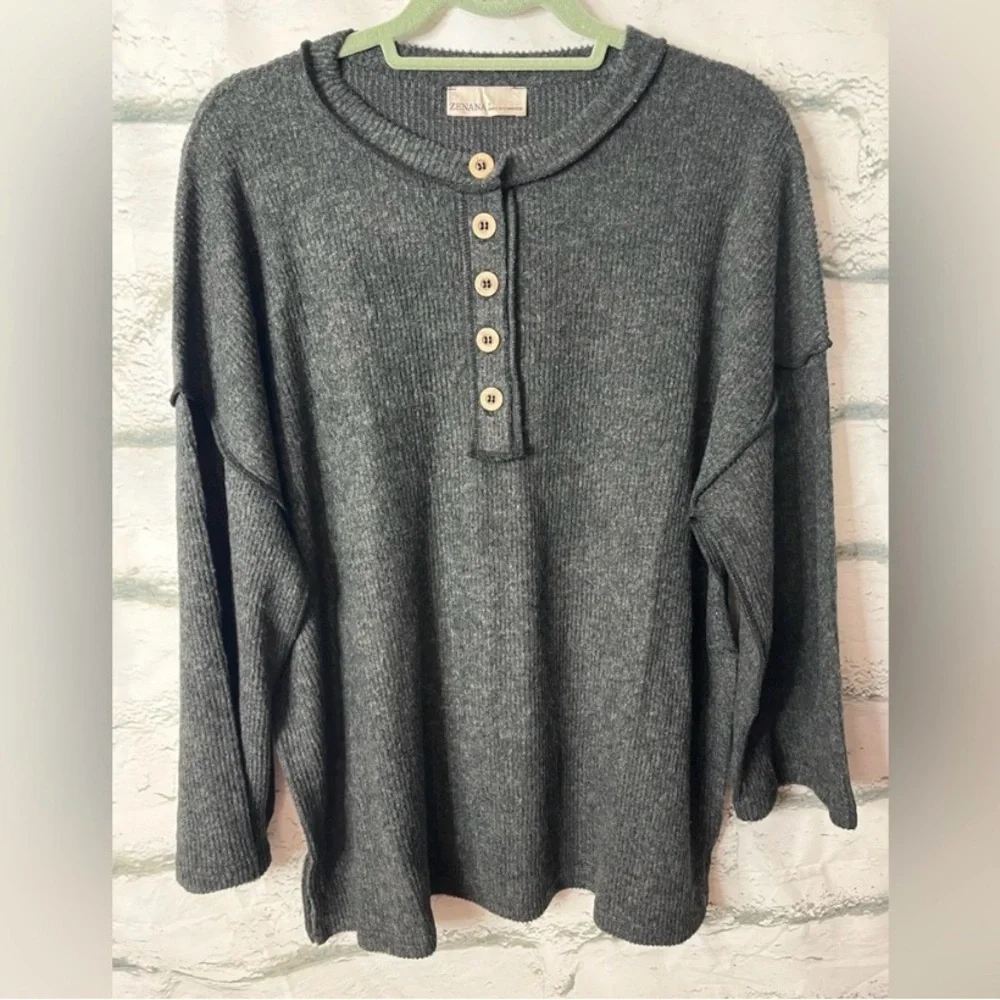 🍀 NWOT Zenana Ribbed Brushed Melange Hacci Henley Top - Dark Gray